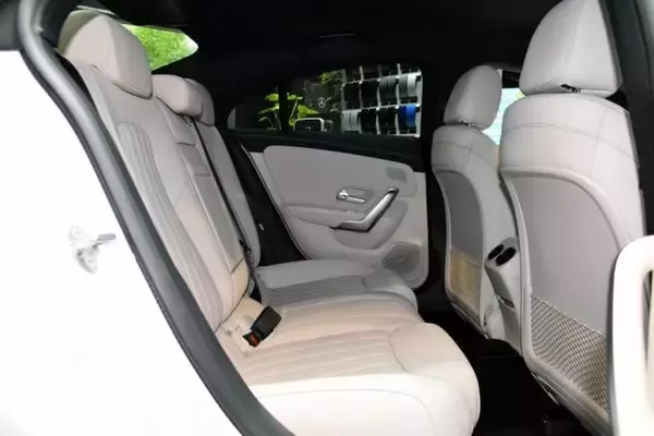 「メルセデス・ベンツが新型CLA＆AMG A 35を発表！　「美しさ」と「走り」に注目」の画像