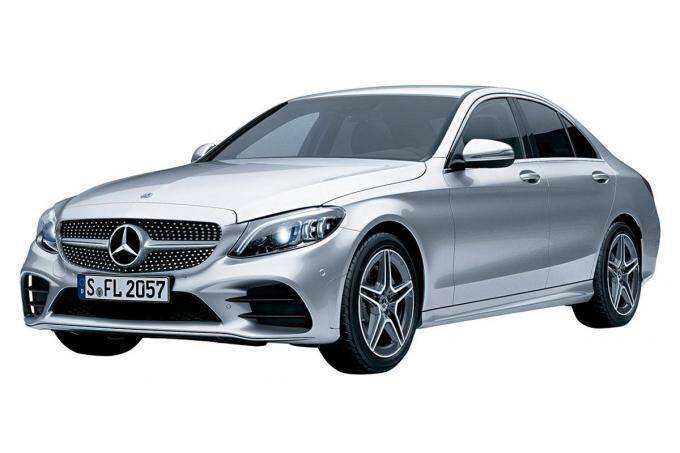 熟成極めるメルセデス・ベンツCクラスにプラグインハイブリッド「C350eアバンギャルド」を追加