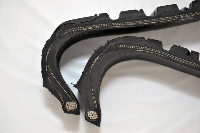 高価なタイヤなのになぜ？　新型トヨタ・スープラはなぜ最廉価グレードのみランフラットを採用するのか