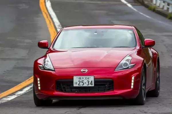 「スポーツカーは憧れでも夢でもない！　じつはポルシェも狙える200万円以下のスポーツモデル７選」の画像