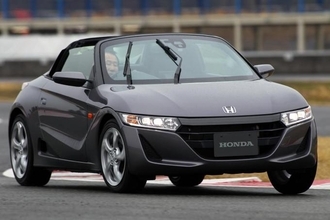 スポーツカーは憧れでも夢でもない！　じつはポルシェも狙える200万円以下のスポーツモデル７選