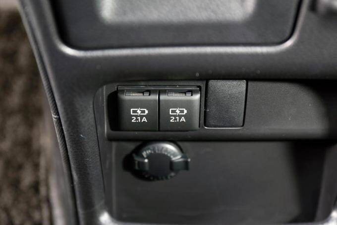 自動車メーカーにもの申す！　一刻も早く全モデルに標準搭載すべき装備11選