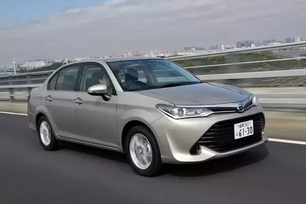 「歴代モデル10台を乗り継いだマニアが喝！　自腹で買った新型カローラのマイナス点５つ」の画像