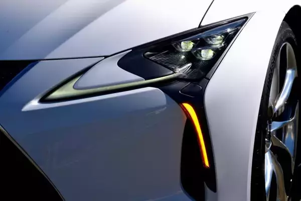 音やパーツだけでうっとり！　クルマ好きを陶酔させる部位をもつクルマ６選