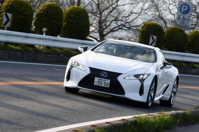 音やパーツだけでうっとり！　クルマ好きを陶酔させる部位をもつクルマ６選