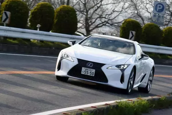 「音やパーツだけでうっとり！　クルマ好きを陶酔させる部位をもつクルマ６選」の画像