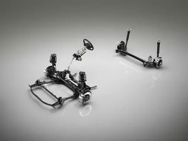 「マツダの新世代SUV「CX-30」が満を持して日本市場デビュー！　239万2500円から」の画像