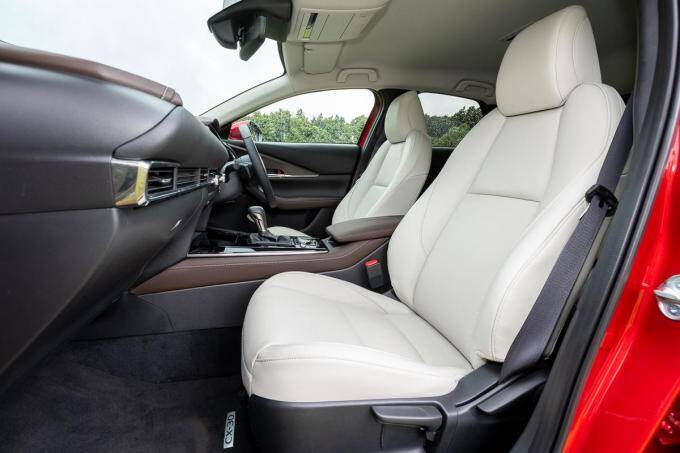 マツダの新世代SUV「CX-30」が満を持して日本市場デビュー！　239万2500円から