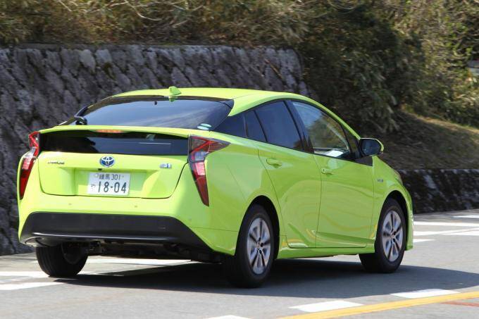 これならアオリ被害を防げる!?　「オラオラ顔」ならぬ「オラオラ尻」のクルマ4選