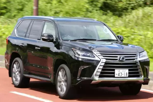 「これならアオリ被害を防げる!?　「オラオラ顔」ならぬ「オラオラ尻」のクルマ4選」の画像