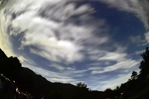 「20年越しの夢叶う！　若手女性編集者が憧れの「レガシィ・ツーリングワゴン」に乗って受けた衝撃とは」の画像