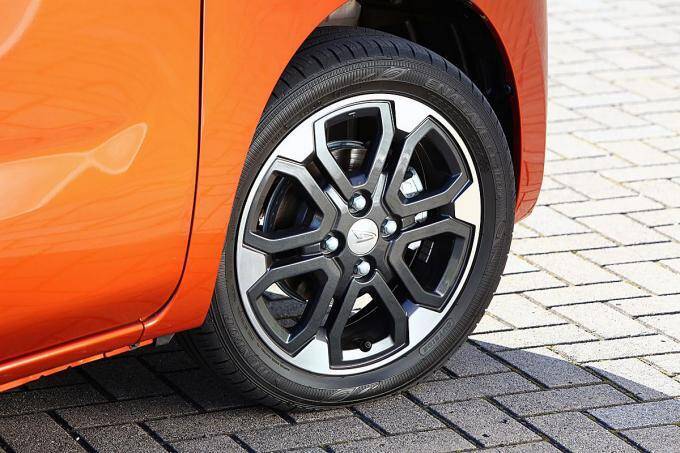 鍛造 鋳造だけじゃない ホイールの新しい製法 スピニング製法 って何 19年9月25日 エキサイトニュース