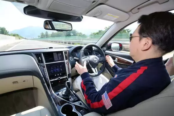 「自動運転化は運転下手の救世主じゃない！　レーシングドライバーが「手放し運転」を経験して感じた恐れとは」の画像