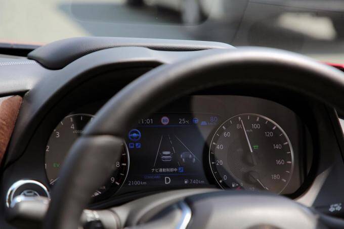 自動運転化は運転下手の救世主じゃない！　レーシングドライバーが「手放し運転」を経験して感じた恐れとは