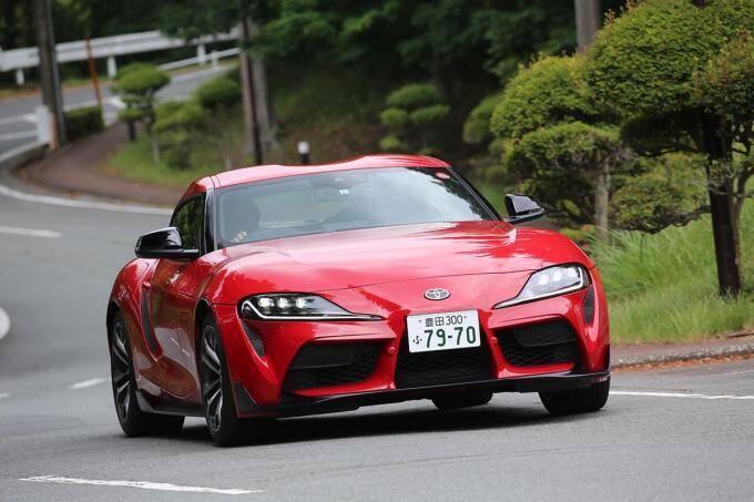 スープラは時代に逆行？　レーシングドライバーがショートホイールベースの採用に疑問符を投げかける