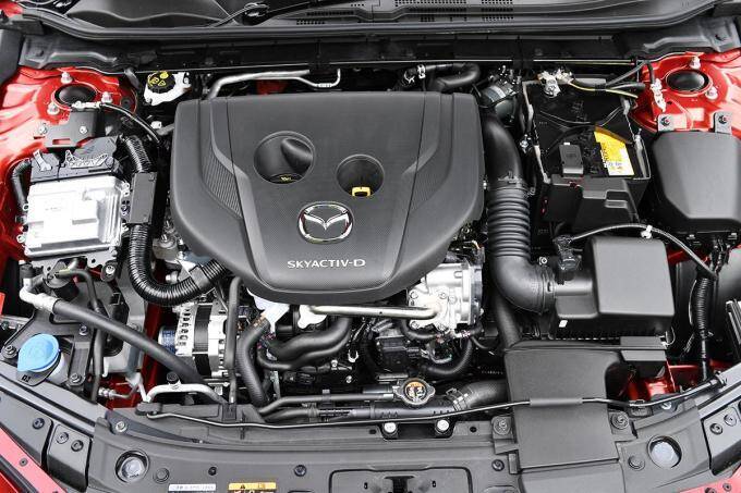 まともに扱っているのはマツダと三菱のみ！　なぜ日本メーカーは乗用ディーゼルに消極的なのか