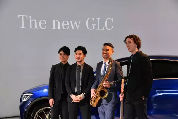 「メルセデス・ベンツ新型GLCが登場！　パワフルな走りを予感させる内外装を纏う」の画像