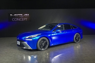 トヨタが次期型の開発最終段階「MIRAI Concept」を公開！　５人乗りを実現【東京モーターショー2019】