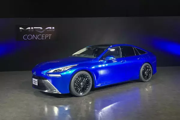 トヨタが次期型の開発最終段階「MIRAI Concept」を公開！　５人乗りを実現【東京モーターショー2019】