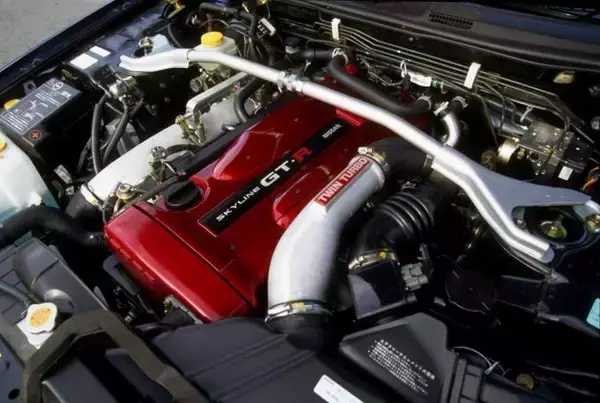 衝撃のパワー＆トルクにクルマ好き狂喜乱舞！　歴史に残るターボエンジンの「名機」４選