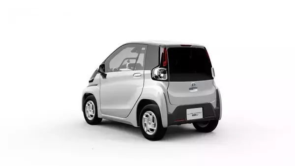 トヨタが2020年発売の「超小型EV」を展示！　一充電で100kmの走行が可能【東京モーターショー2019】