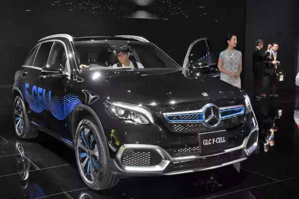 「EQシリーズだけじゃない！　メルセデス・ベンツブースは環境重視の新モデルが続々【東京モーターショー2019】」の画像