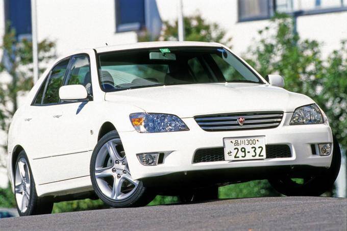 発売前は期待度MAXで大注目……なのに登場したら売れなかった国産車３選