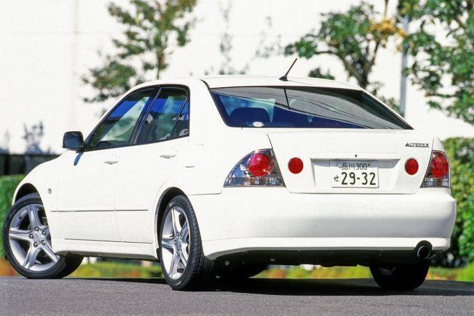 発売前は期待度MAXで大注目……なのに登場したら売れなかった国産車３選