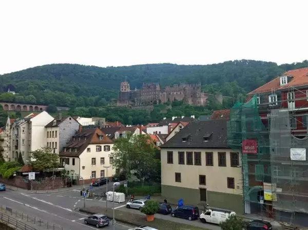 「クルマ好きなら死ぬまでに1度は走れ！　レーシングドライバーが推すドイツのドライブルート３選」の画像