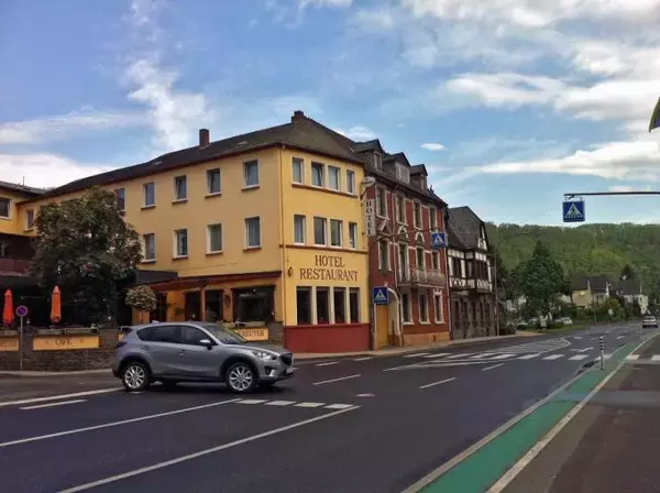 「クルマ好きなら死ぬまでに1度は走れ！　レーシングドライバーが推すドイツのドライブルート３選」の画像