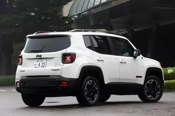 「これぞギャップ萌え！　女性が乗ると突如オシャレに感じるクルマ５選」の画像