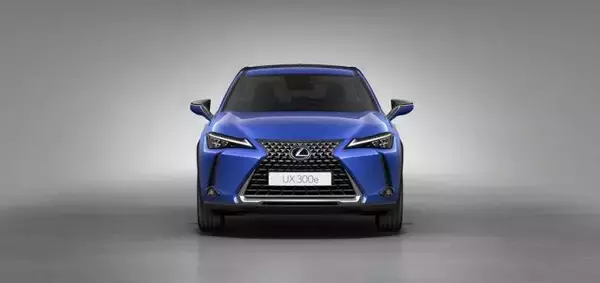 「レクサスがブランド初の電気自動車「UX300e」を公開！　走りと環境性能を両立」の画像