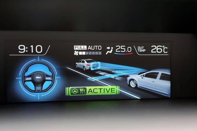 運転が恐い！　苦手！　という人は必見の運転が上手くなったと勘違いするほど凄いクルマの装備８選