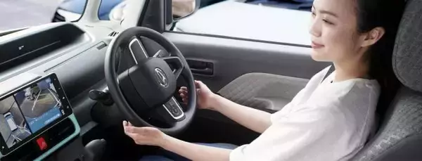 「運転が恐い！　苦手！　という人は必見の運転が上手くなったと勘違いするほど凄いクルマの装備８選」の画像