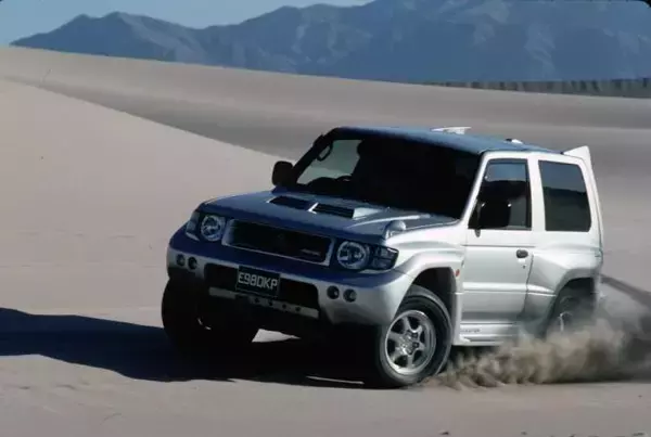 「海外の超高額ハイパワー車も目じゃない！　安くてバカっ速の国産中古SUV３選」の画像