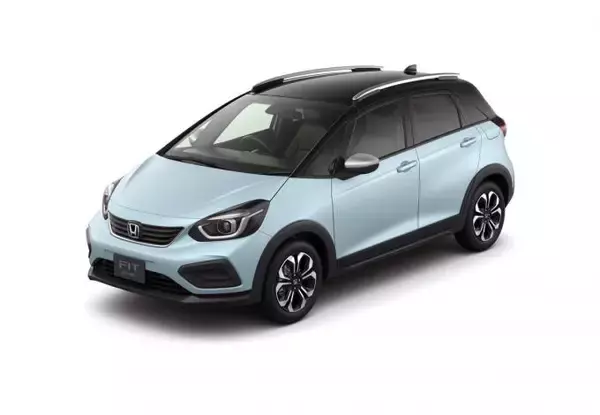 「発売前に徹底比較！　注目のコンパクトカー「トヨタ・ヤリス」と「ホンダ・フィット」の選び方とは」の画像