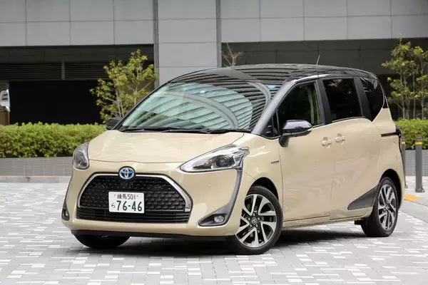新車でもないのになぜ？　登場から４年も経つトヨタ・シエンタが突如販売トップに躍り出たワケ