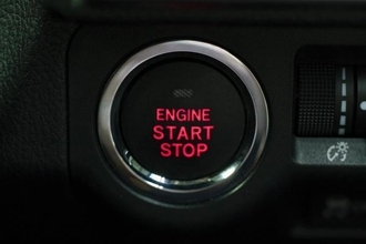 お金があっても高級装備のほうがいいとは限らない？　選べるクルマの装備６つのメリット・デメリット