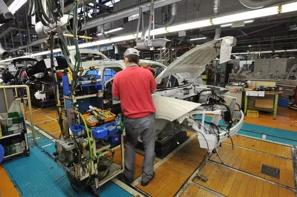 「国産メーカーのクルマなのに「輸入車」！　国内にも多くの工場があるのにあえて海外生産する理由とは」の画像