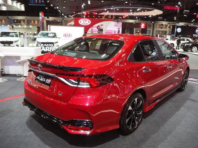 日本にもこのまま導入？　「タイ」で登場したトヨタ・カローラGRスポーツとは