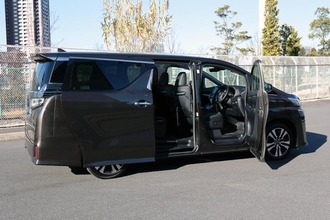 ほとんどはミニバンの代わりにならない！　注意すべき３列シートSUV選びと数少ない使えるモデルとは