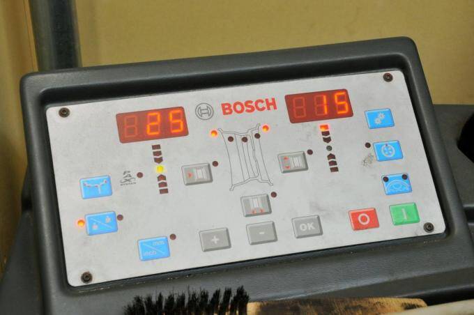 乗り心地や燃費にも影響！　クルマのホイールバランスってなに？