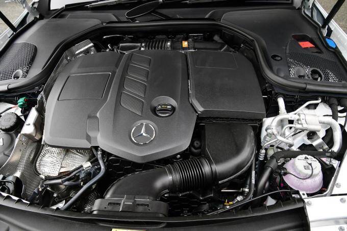 【試乗】メルセデス・ベンツE350deは日本待望のパワーユニット搭載！　速くて静かで言うことなしのデキ