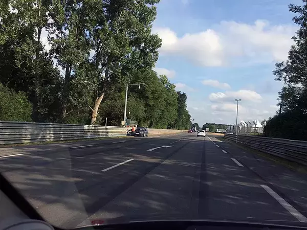 「【正月休みに見てほしい！】レーシングドライバーでさえ見入ってしまう本格的レース映画（前編）」の画像