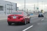 「【一気にトレンドになる可能性は？】スカイラインとBMWが採用した「手放し運転」機能の採用は拡大するのか」の画像2