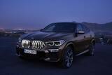 「ラグジュアリーとスポーティの融合！　新型BMW X6が発売開始　990万円から」の画像3