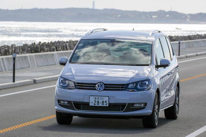 マツダは値引きをしないは単なる都市伝説！　それでも販売台数で苦戦する背景にある「黒白」ディーラーの問題とは