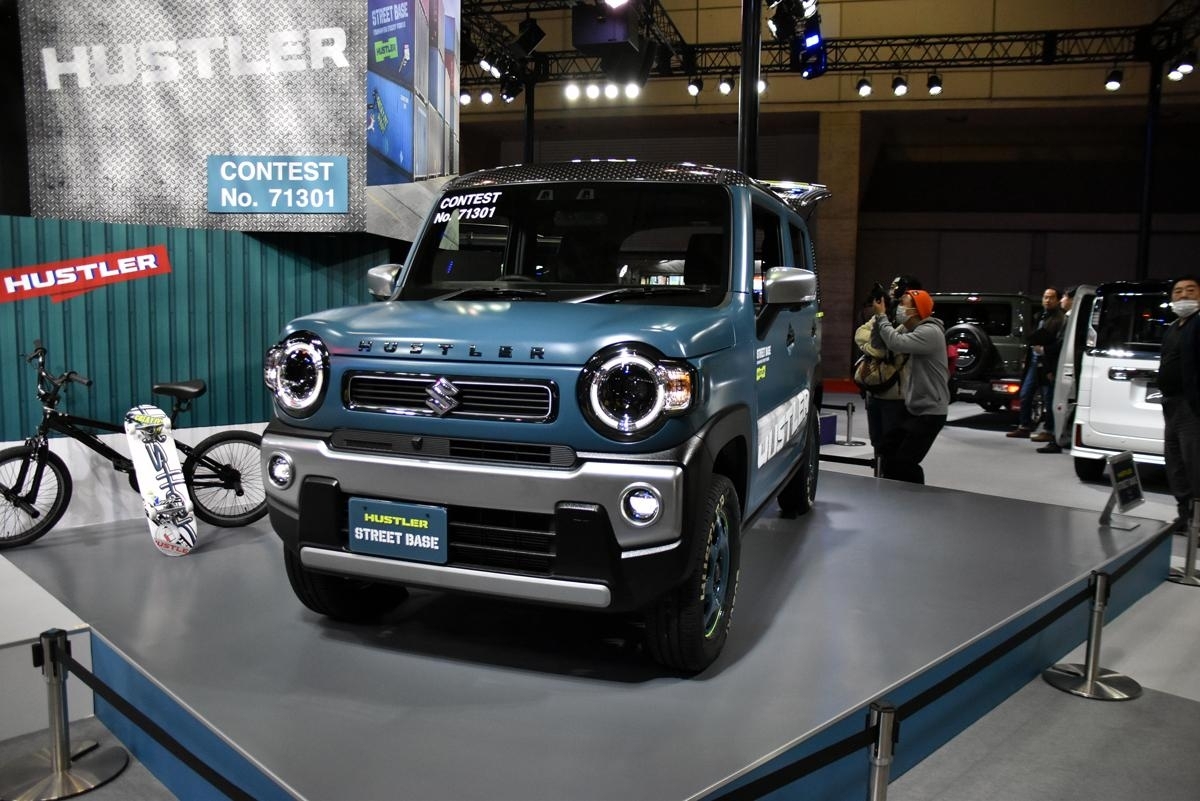 新型ハスラーをカスタマイズ