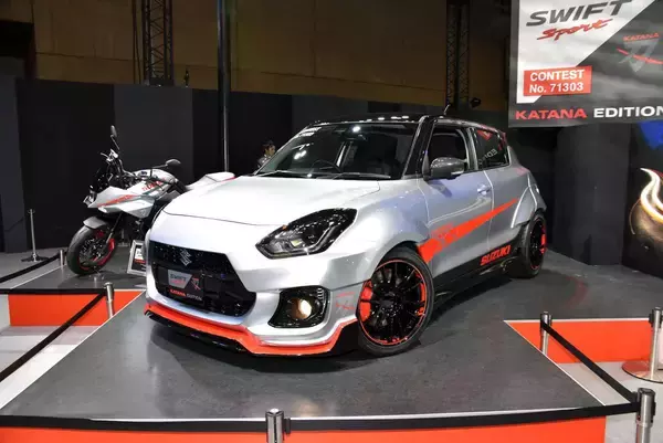 「遊べる新型ハスラーを「もっと遊べるクルマ」にするカスタムとは？　スズキが3台のコンセプトモデルを展示【東京オートサロン2020】」の画像