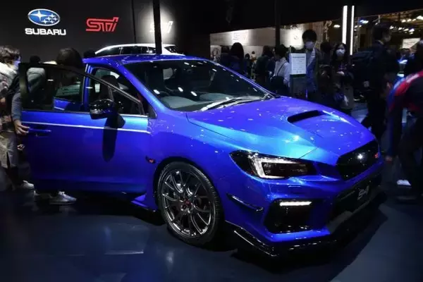 「その走りは超革新！　大注目の新型レヴォーグプロトタイプのSTI Sportモデルが初披露【東京オートサロン2020】」の画像